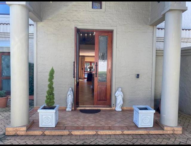 4 BEDROOM PROPERTY TO RENT IN DAINFERN GOLF ESTATE